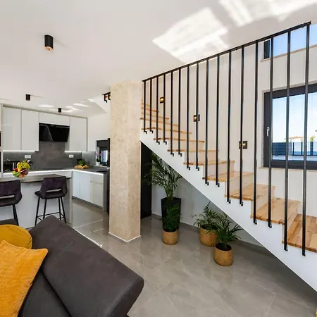 Opal By Interhome Дом отдыха Vrana (Zadar)