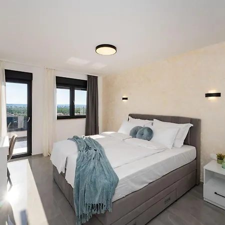 Opal By Interhome