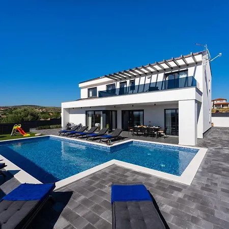 Opal By Interhome Дом отдыха Vrana (Zadar)