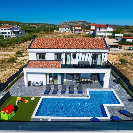 Opal By Interhome Vrana (Zadar)